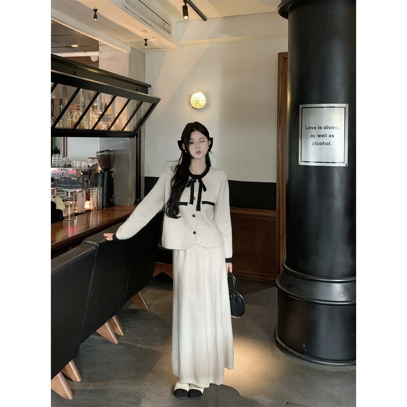 Kumikumi Sweet Style Suit Bows Contrast Color Knitwear Women's Autumn Apricot Drape Skirt Two-piece Set