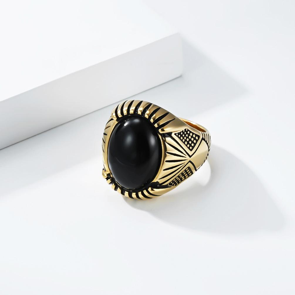 European and American Retro Black Gemstone Ring Men's Niche Personality American Locomotive Tough Guy Style Wear Accessories