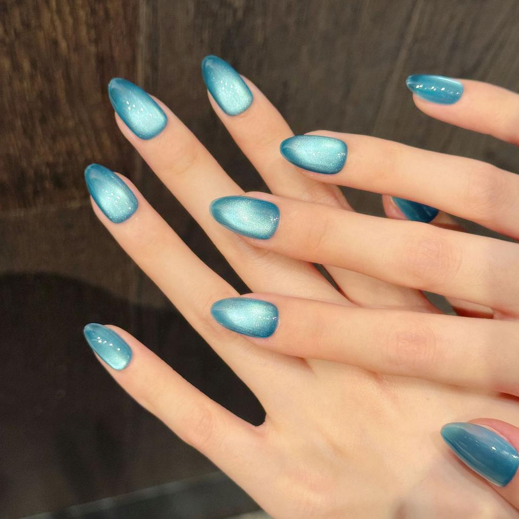 Unghie Finte Glitterate Corte a Mandorla Colla Gel per Unghie Occhio di Gatto Unghie Finte Neutre Corte a Stiletto Unghie Finte Acriliche Ovali Kit Manicure per Donne