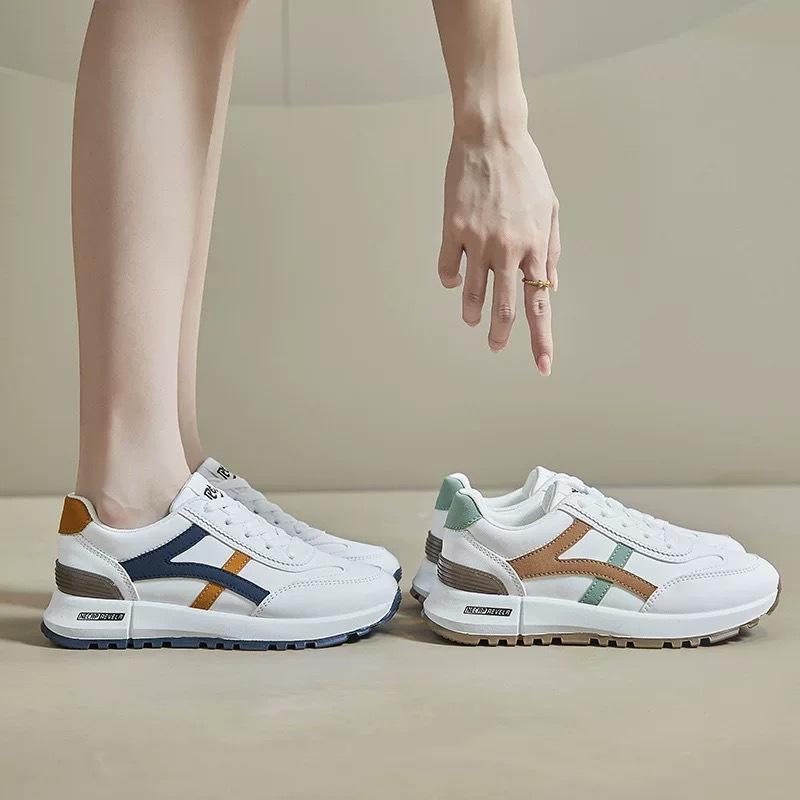 Dad Shoes Women's Summer and Autumn Height Increase 2025 New Leather Breathable Versatile Ins Super Fire Casual Platform Sports Shoes