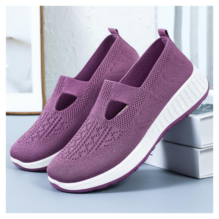 Women's Slip On Sneakers Lightweight Breathable Knit Casual Shoes Spring Walking Shoes Comfortable Lazy Shoes Easy Wear Fashion Footwear