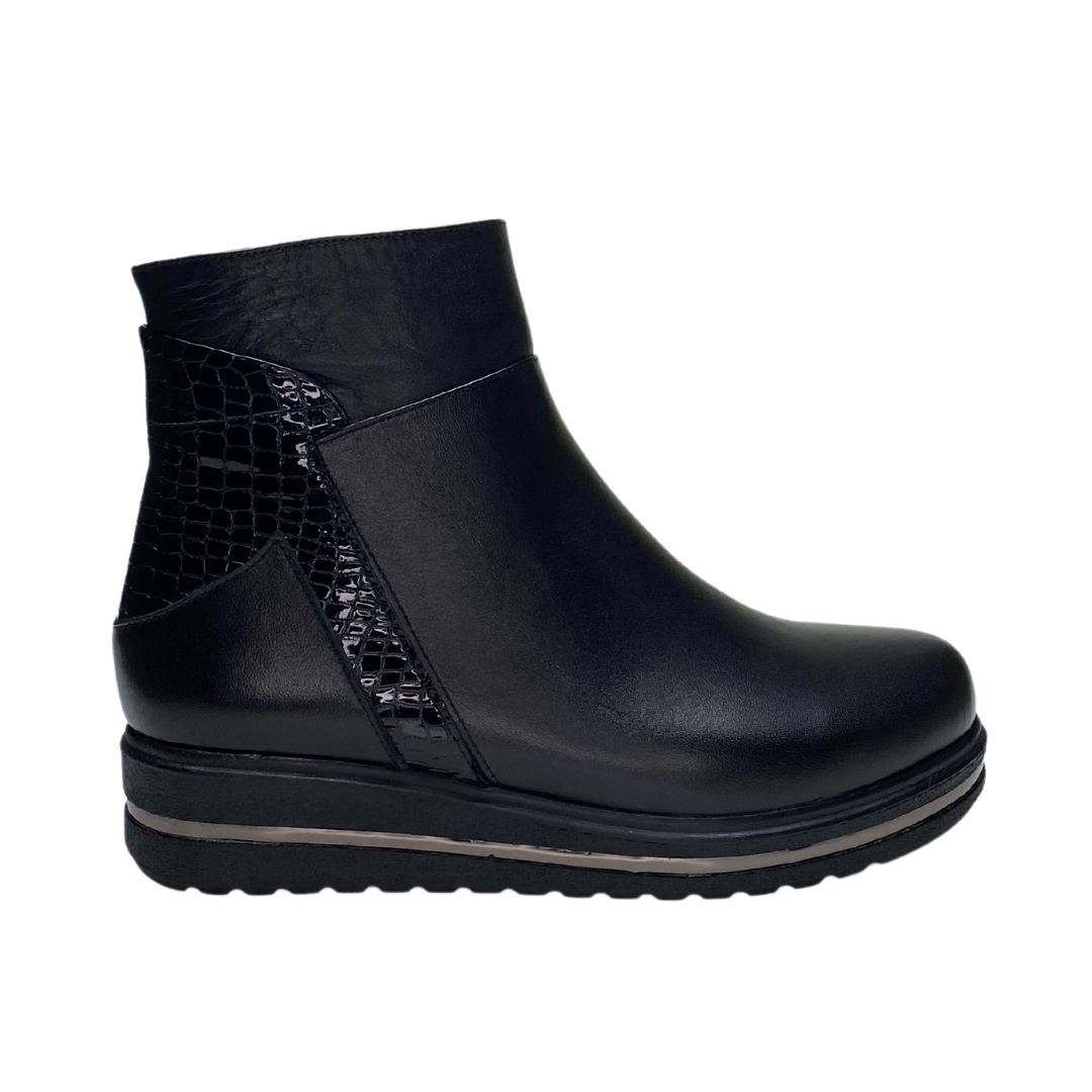 

Женские повседневные ботинки из натуральной кожи 36