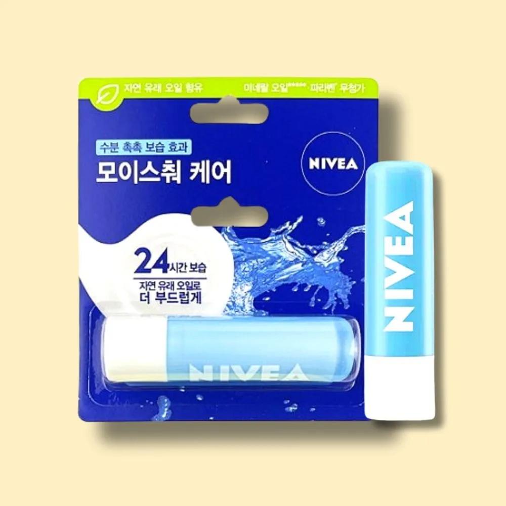 NIVEA Lip Care Lip Balm Moisture 2 Pieces Mineral Oil