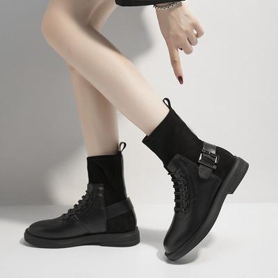 Large Size Fashionable Versatile Medium Tube Black Female Personality Autumn and Winter New Flat-bottomed Non-slip Martin Boots