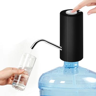 Kök, matsal & bar – Vattenpumpar