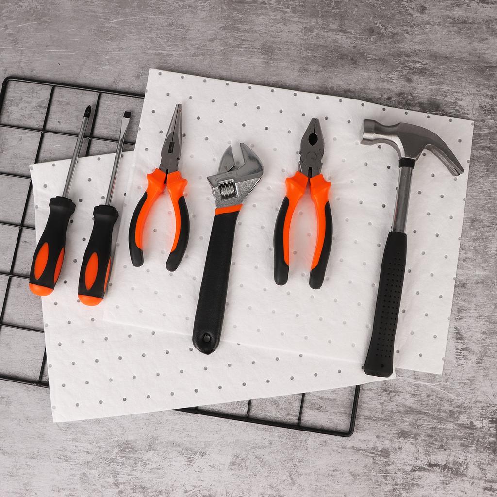 20Pcs White Oil Spill Absorbent Sheets Oil Absorbent Pads/Mats (Oil/Fuel Only), Oil Pads For Spillage Cleanup - Industrial