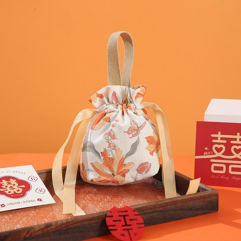 Retro Flower Handheld Candy Bags Wedding Gifts Packing Bags Portable Drawstring Candy Storage Bags Wholesale New 2025