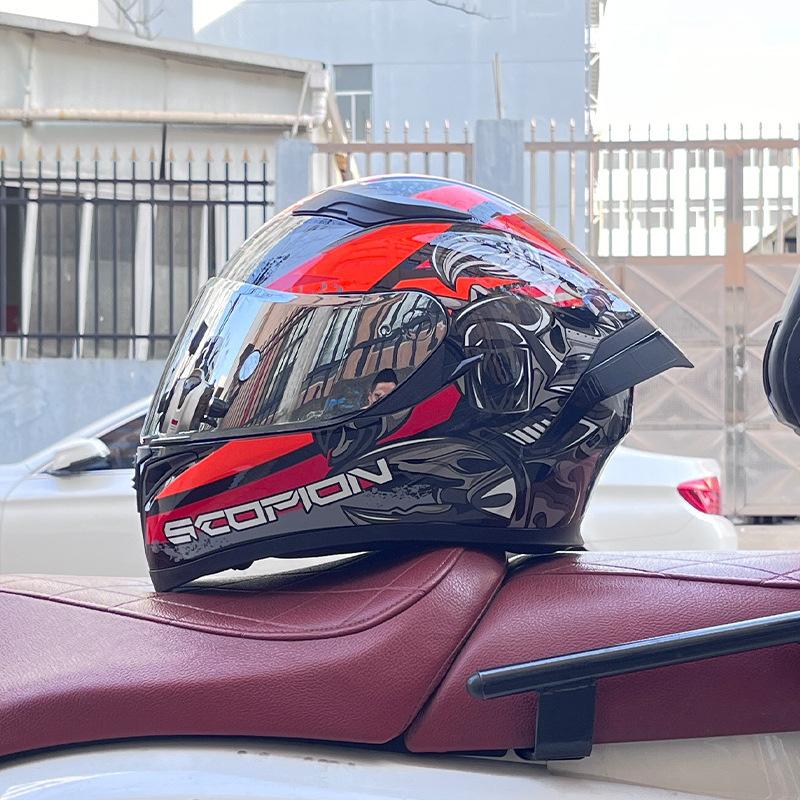 Motorcycle big tail helmet full helmet can be installed Bluetooth headset men's four seasons electric vehicle locomotive riding safety