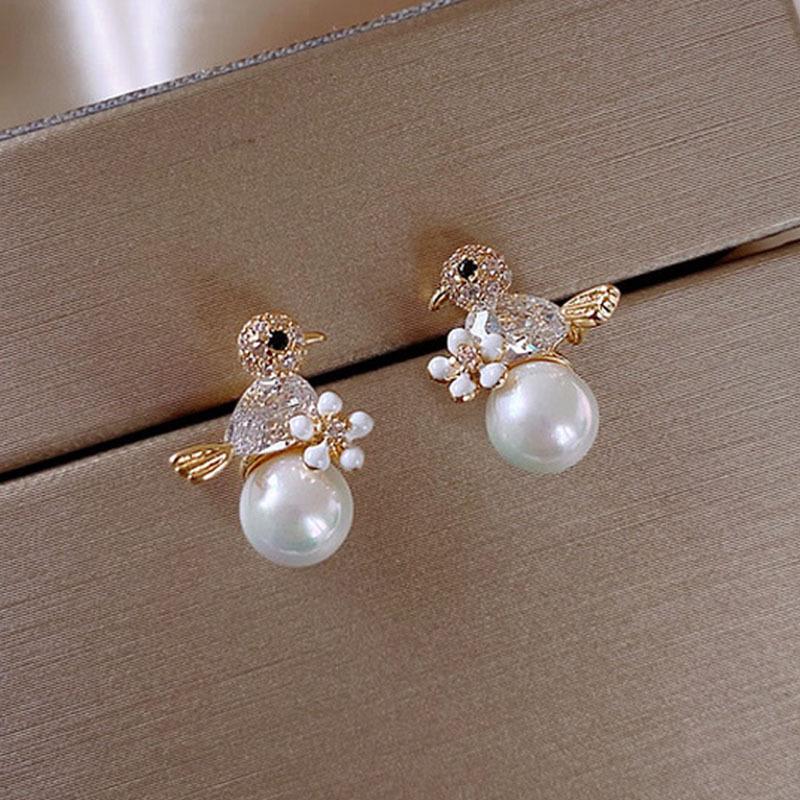Animal Series Fashion Horse Wings Star Diamond Stud Earrings In Stock