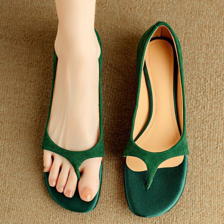 Sandały na mezzaninie damskie letnie do noszenia na zewnątrz damskie 2025 nowe letnie buty damskie okrągły nosek płaska podeszwa zielone buty na obcasie w kształcie worka damskie