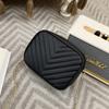 Rhombus Embroidery Thread Bag Women's New Retro Women's Bag Chain Messenger Bag Fashionable and Simple Small Square Bag