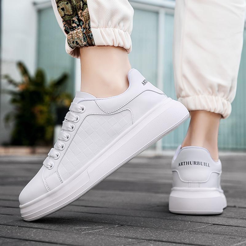 New Breathable Casual White Sneakers, Men's Thick-soled and Height-increasing Sports Shoes, Korean-style Trendy Sneakers