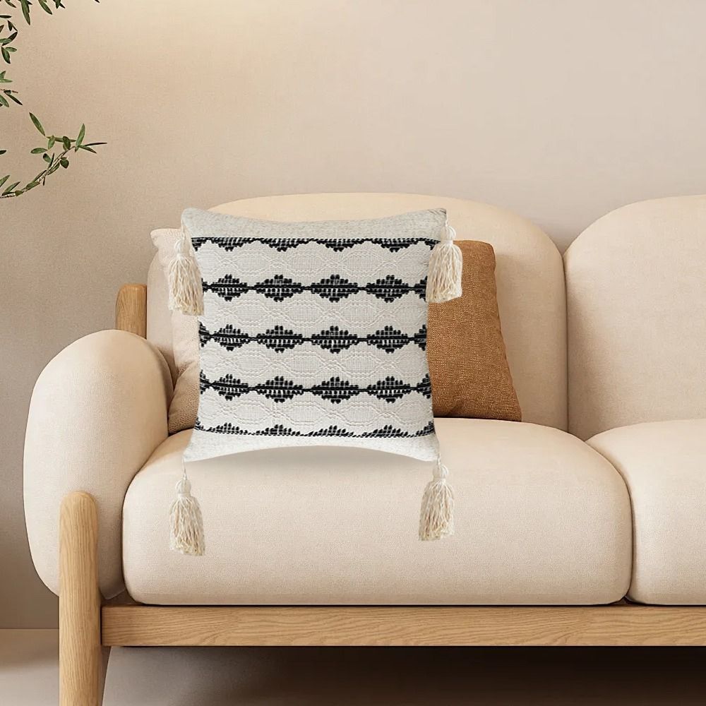 New Rustic Retro Lumbar Pillow Cover with Tassels Cotton Linen Cushion Covers Decorative Pillowcase Farmhouse Decor