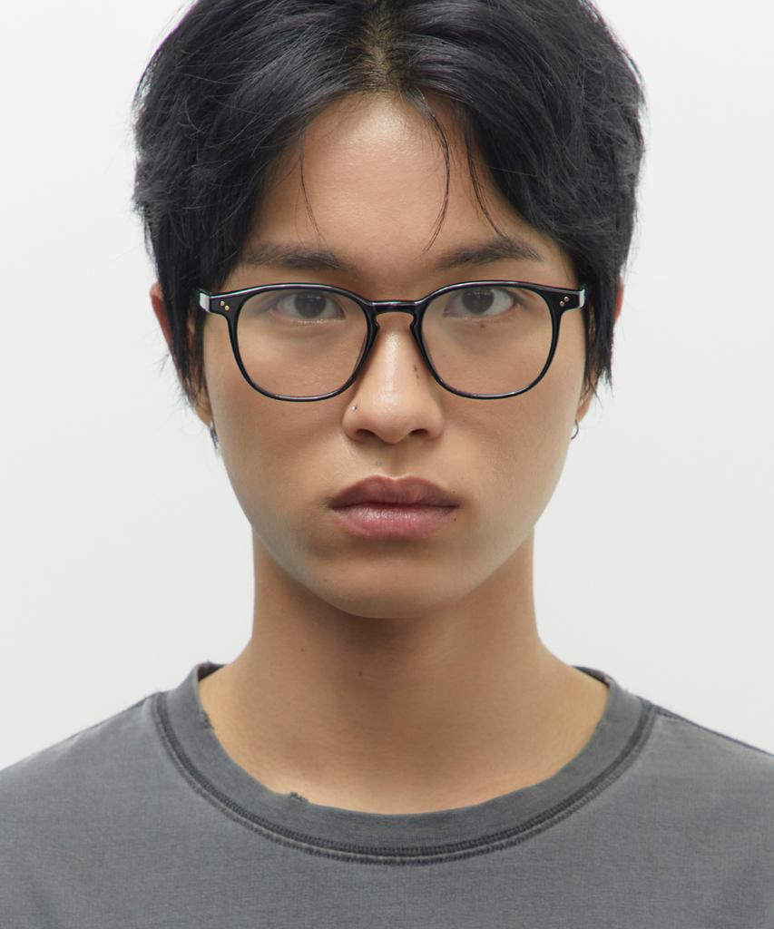 Tonilolenseu Roan 01 Black