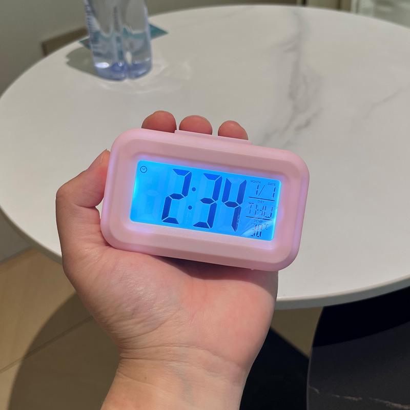 

Portable Mini Digital Alarm Clock with Luminous Display for Students and Children розовый