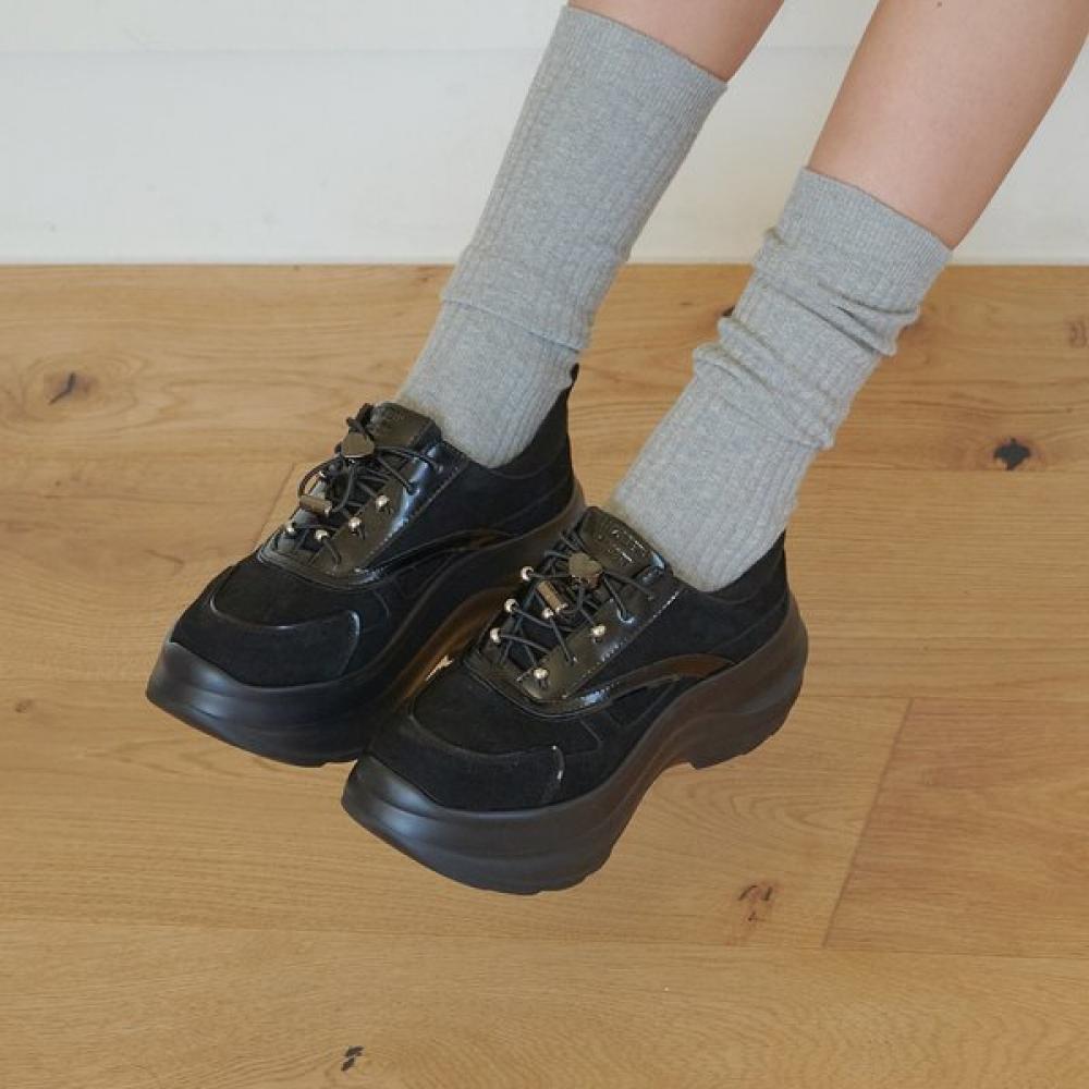 

Elizabeth Stewart Signature Heart Platform Sneakers Ebal157533 blacks/235