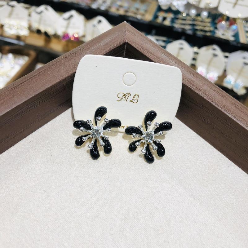 Faionable Retro Simplified Red Firework Diamond Embedded Earrings Luxury Court Design Sensation Earring Accories for Women