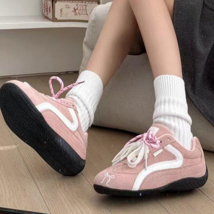 

Popular dopamine retro red German training shoes women s 2025 spring and summer new color matching casual board shoes sports shoes 40