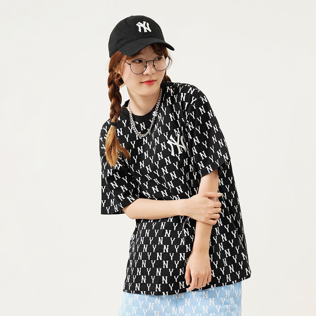 MLB New York Yankees All Over Print Graphic Crew Neck Short Sleeve T-Shirt Unisex Tops Black 3ATSM1023-50BKS