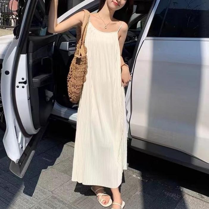 

Women Summer Spaghetti Strap Pleated Sleepdress Female Sexy Loose Pajamas Home Clothing Can Be Wear Out XXL бежевий