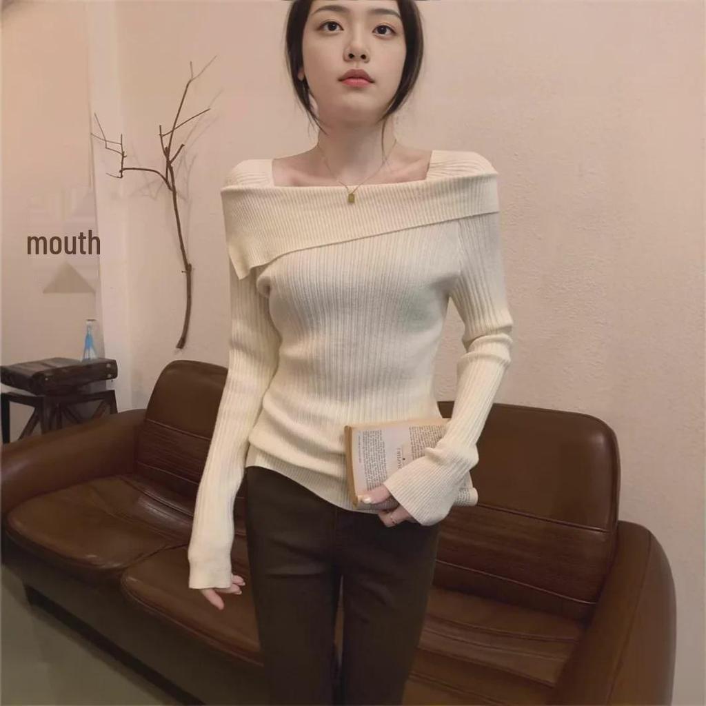 2024 Autumn One-Shoulder Slim Lapel Sweater – High-End Niche Design for Trendy Look