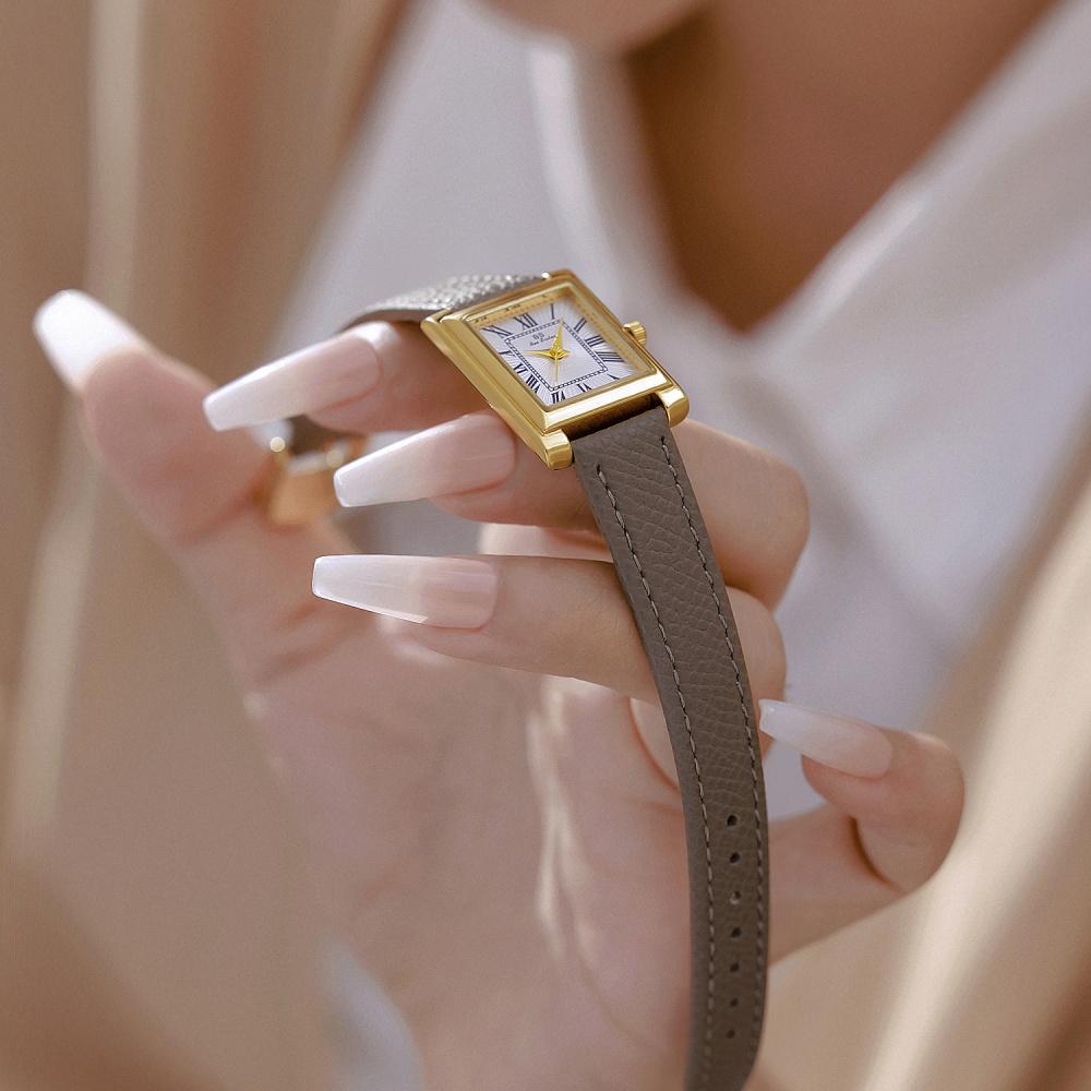 Retro Square Roman Numeral Leather Watch for Women Ultra Thin Minimal Ladies Quartz Dress Wristwatch