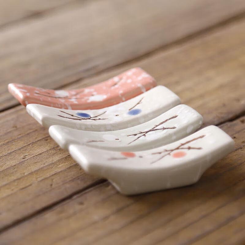 Homeglen Ceramic Plum Blossom Chopstick Rest Set