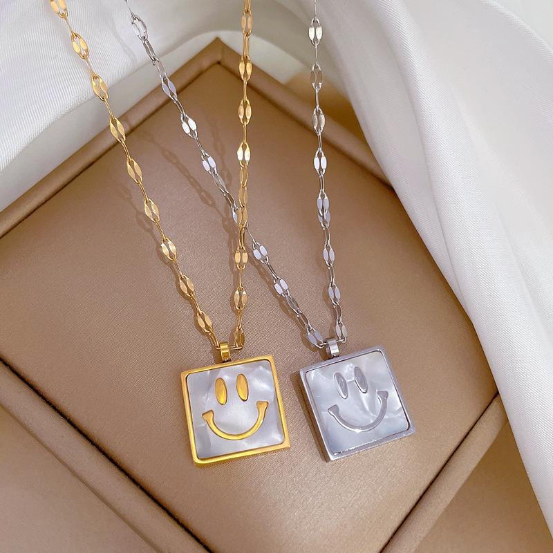 Cold Wind Square Personality Minimalist Wind Furnace Real Gold Necklace Female Collarbone Chain