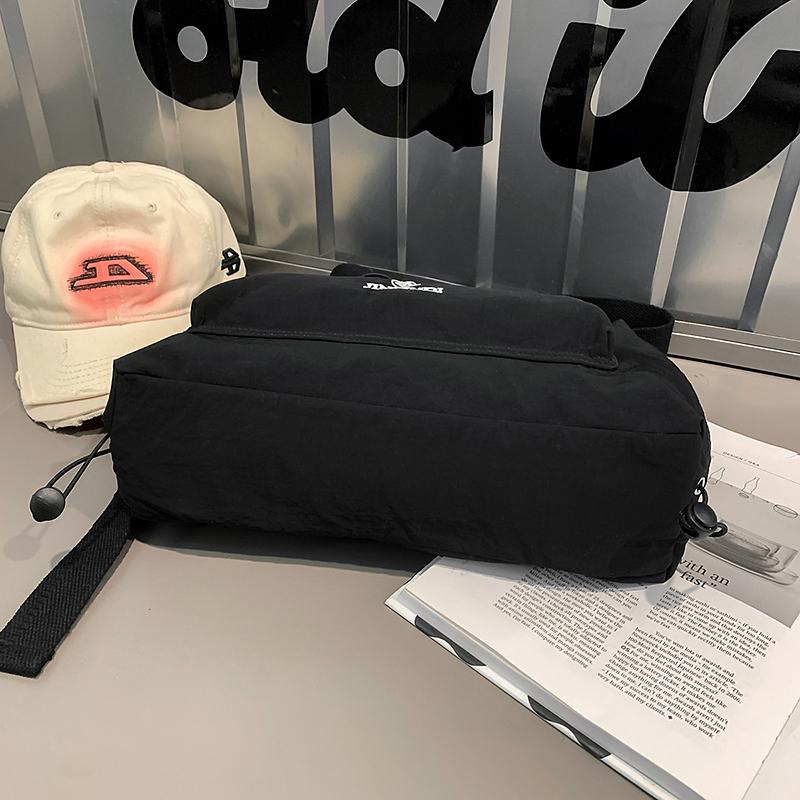 Commuter Pleated Hobo Bag Women's Large Capacity Waterproof Nylon Crossbody Bag Men's Shoulder Bag