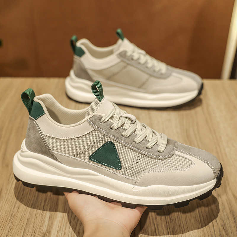 Mode Hohe Plateauschuhe Sommer Laufen Herren Casual Schwarz und Weiß Herrenschuhe Atmungsaktive Sneakers Ehemann Sportschuhe Kleiner Preis