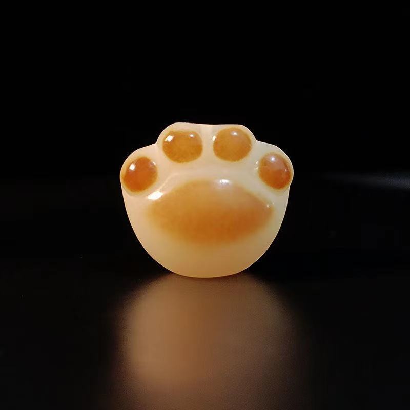 Charcoal Braised White Jade Bodhi Root Cat Claw Lucky Cat Bracelet Small Steamed Bread Hand Twist Handheld Fashion Wenwan