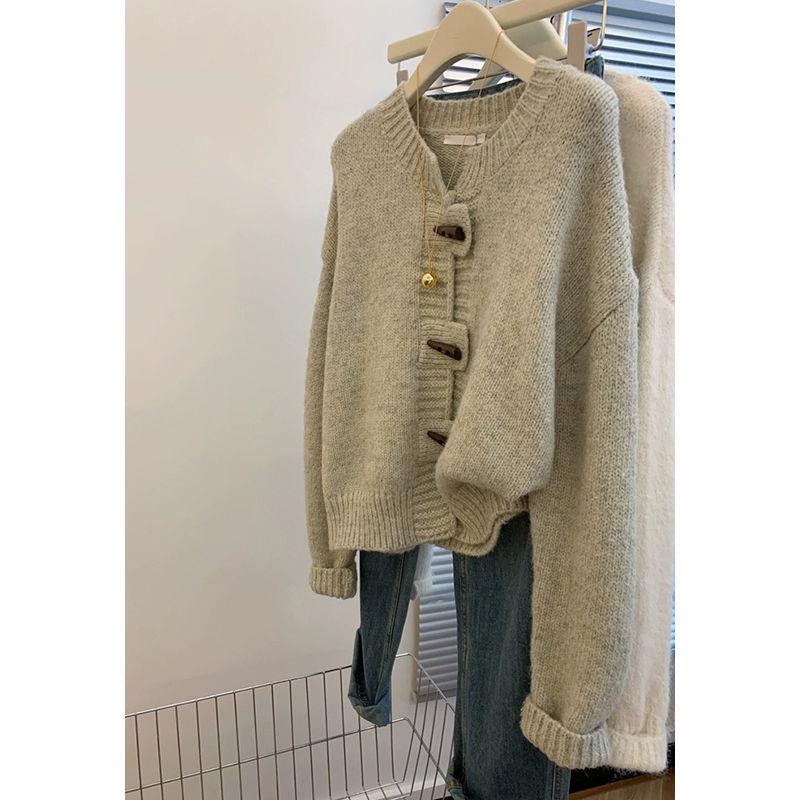 Women s Stylish Retro Korean Horn Button Knit Cardigan - Versatile, Slimming, and Soft for Autumn/Winter Small светло-серый