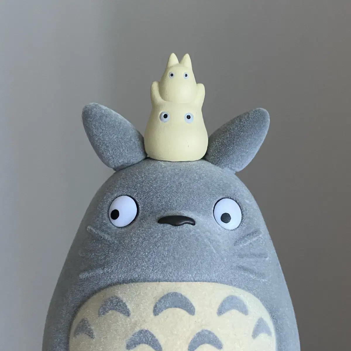 

Фигурка Гача Тоторо