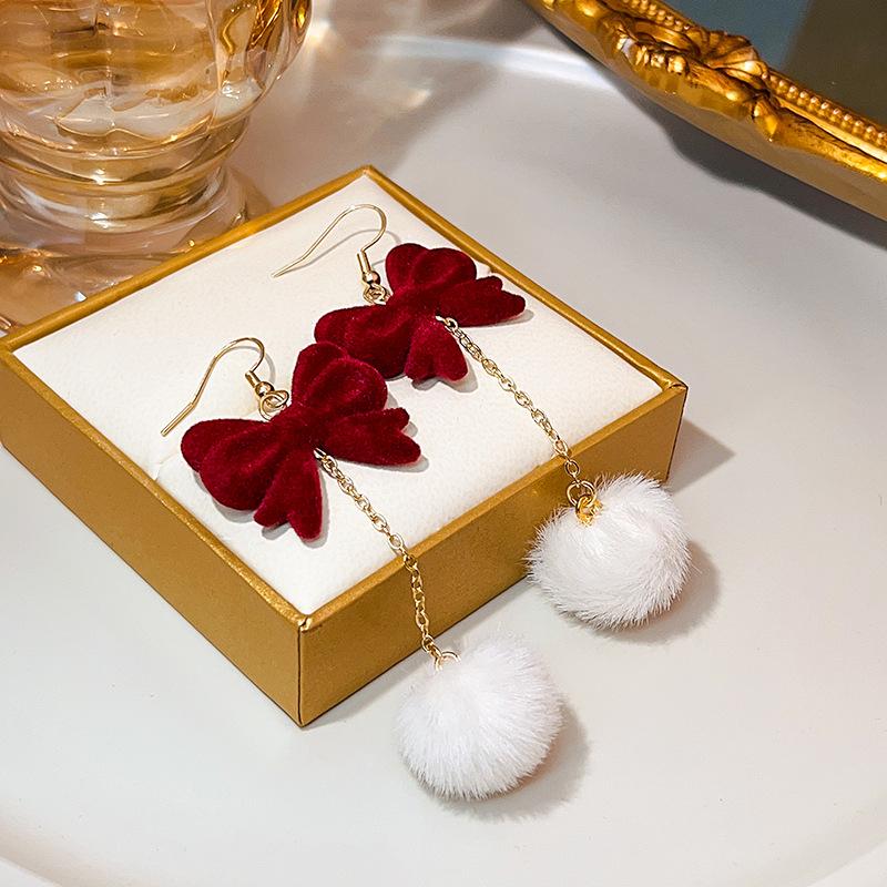 Retro French Red Bow Flocked Earrings Hairball Tassel Long Pendant Light Luxury Small Fragrant Stud Earrings