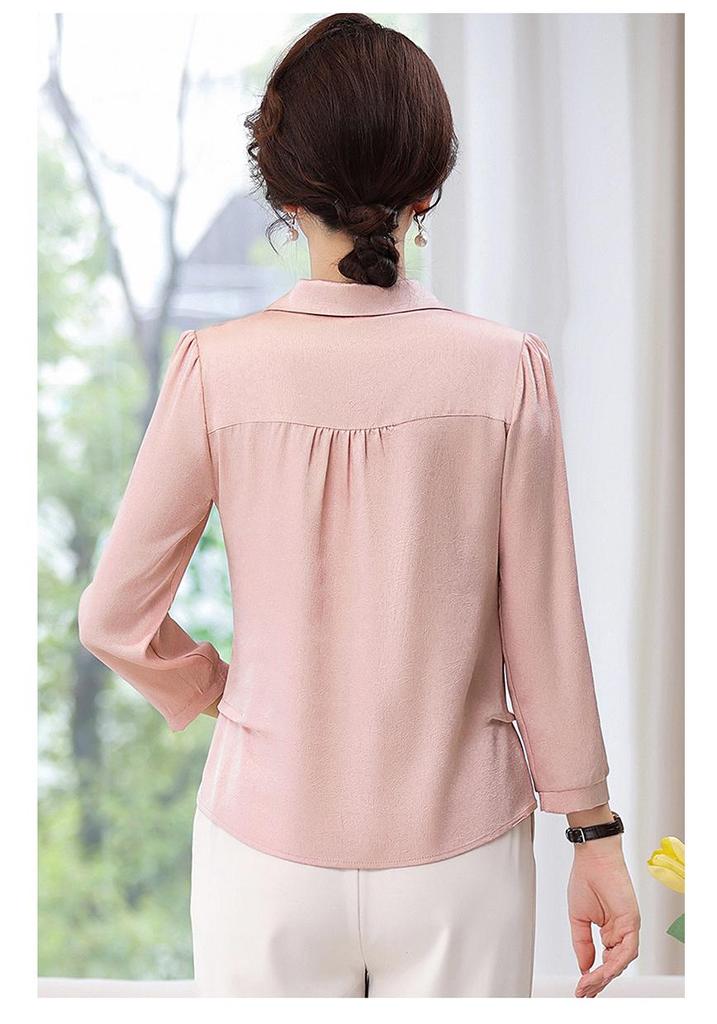 Mom's 2026 Autumn Stylish Lapel Shirt for Middle-aged & Elderly Women