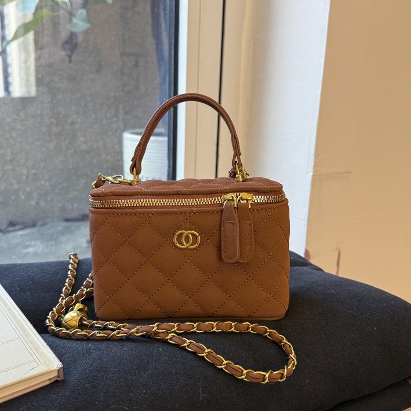 Damen 2025 Trendige Handtasche mit Rautenmuster und Kette - Vielseitige Box-Tasche zum Tragen über der Schulter oder als Crossbody