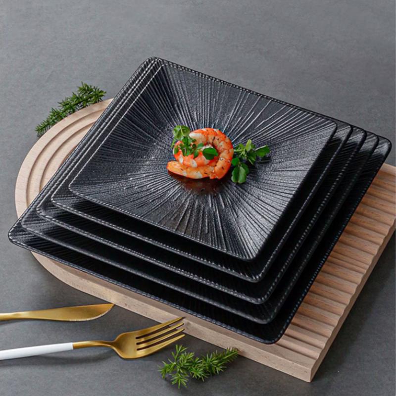 Runder, gestreifter, schwarzer Essteller aus Kunststoff, Melamingeschirr in Lebensmittelqualität, für Grillabende, Fleisch, Buffetteller, Snacks, Küche zu Hause