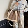 Lazy wind large-capacity bag women's spring and autumn fashion versatile handbag pumping mouth commuter bag shoulder messenger bag
