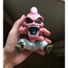 Design Intemporel Dragon Ball Z Super Saiyan Kid Buu Doigt d'Honneur Vertical Figurine en PVC