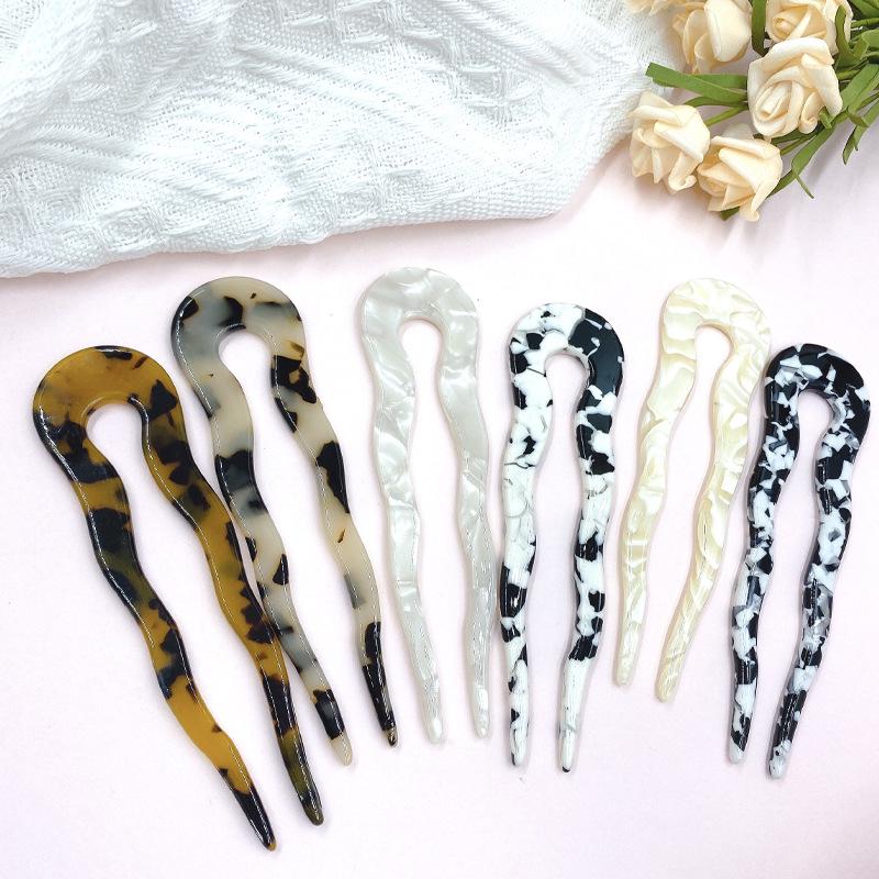 

Korean U-Shape Acetate Hairpin for Elegant Lazy Bun Hairstyle