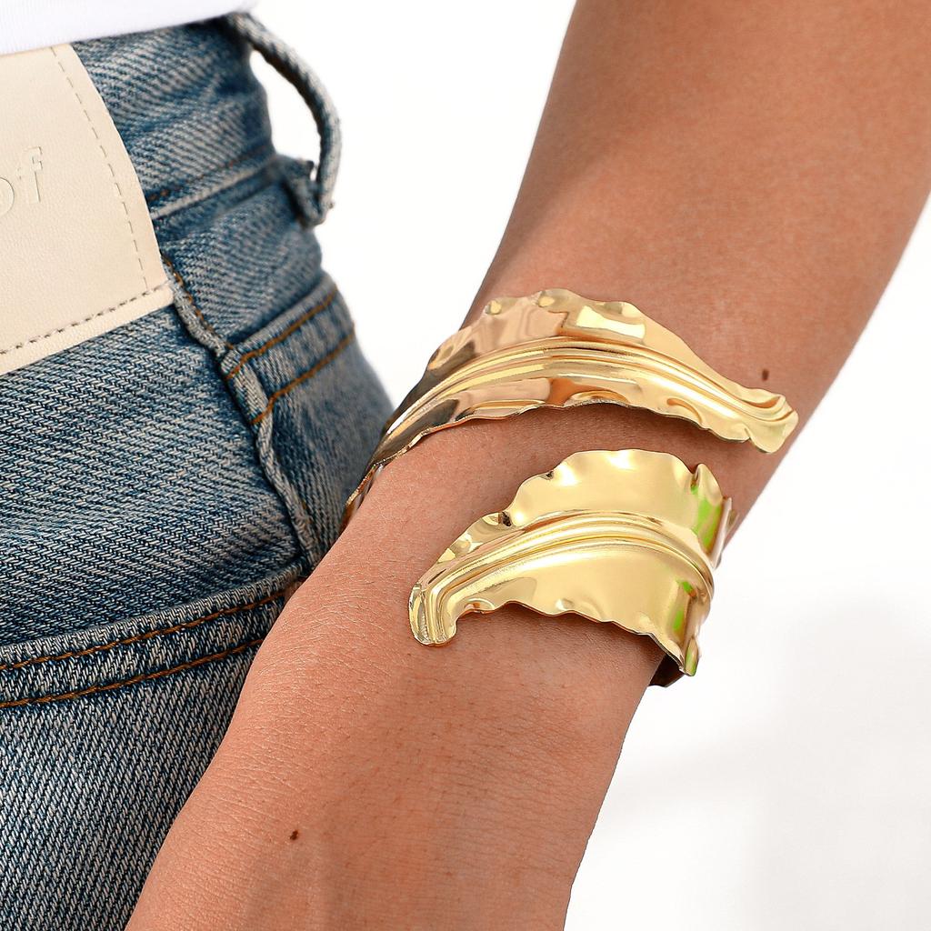 Personalized Leaf Opening Irregular Bracelet, Exaggerated Punk Pleats Wrapped Metal Bracelet