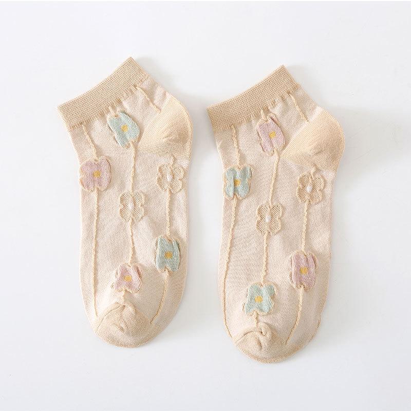 Women's Spring and Summer Light Short Socks, Cream-colored Small Flower Cotton Socks, and Women's Short Invisible Socks with Shallow Openings