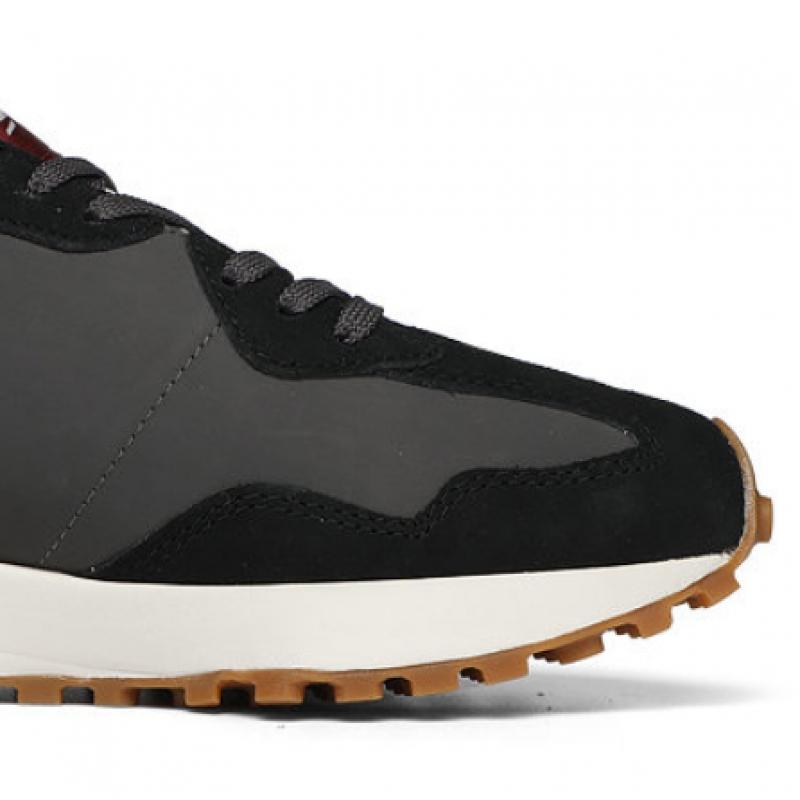 New Balance Women S 327 Sneaker wS327kc