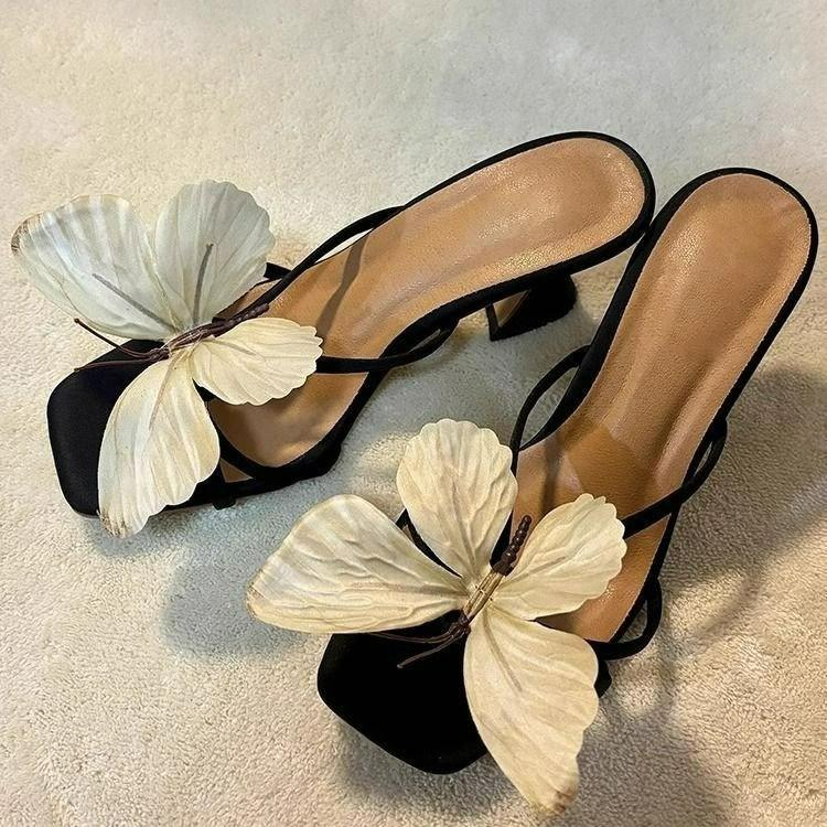 

OMG! Thai niche design butterfly one-word high heels 2025 new fairy temperament thick heel cool slippers 40 чёрный