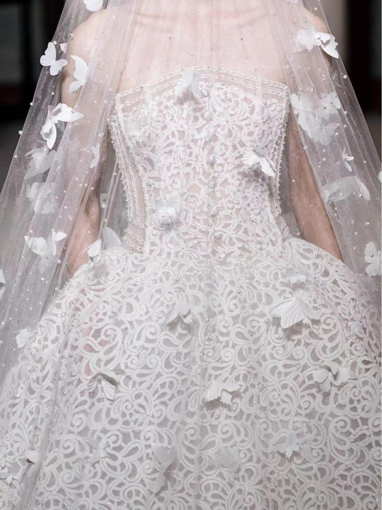 Mori Style Wedding Dress with 3D Butterfly Veil, Elegant Pearl Headpiece, and Soft Yarn Fishtail Train