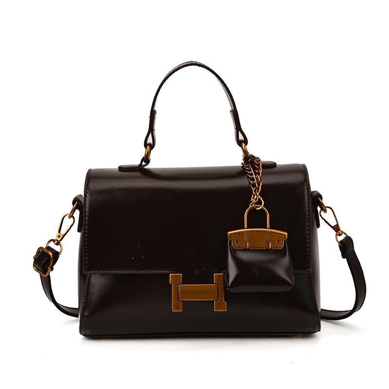 

2025 Высококлассная модная квадратная сумка кроссбоди для женщин: Легкая роскошь, универсальный, трендовый дизайн на одно плечо