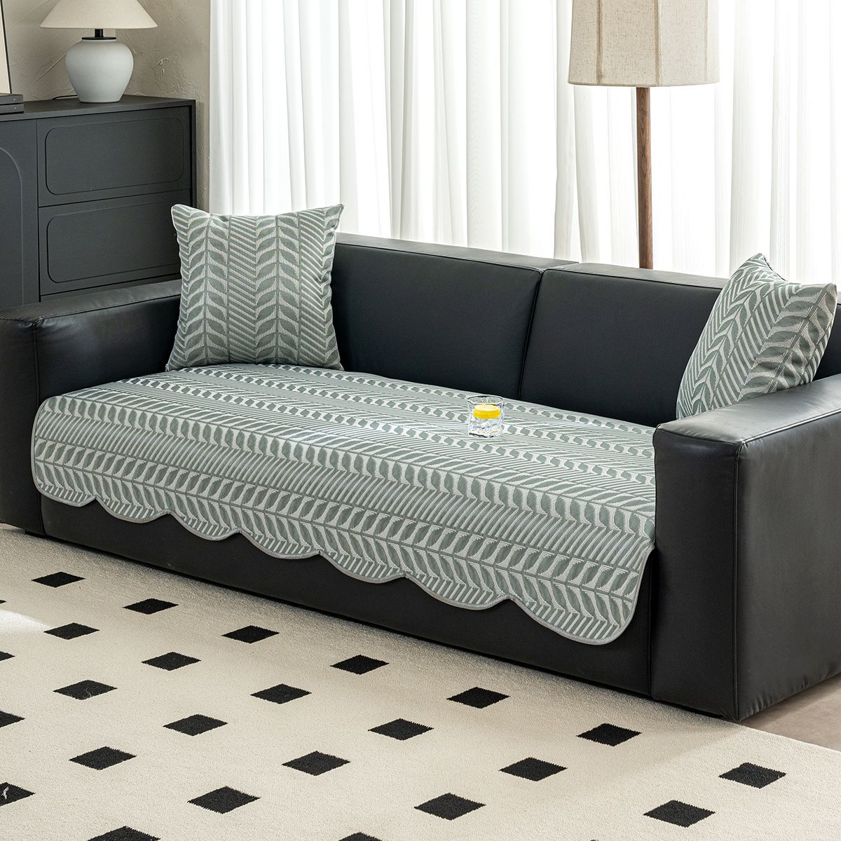 

Summer Ice Silk Sofa Cushion Cloth New Sofa Cover Pad Light Luxury Summer Mat Seat Cushion Leather Sofa Non-Slip 70*70cm