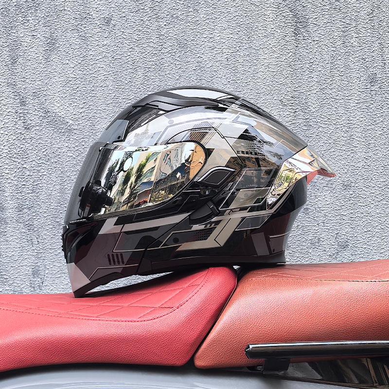 Motorcycle Helmet Peeling Helmet Double Lens Big Tail Locomotive Racing Helmet Running Helmet Men and Women Keep Warm In Winter