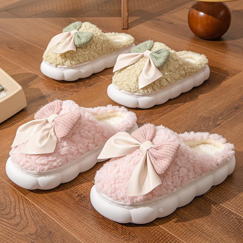 Cotton Slippers Ladies 2025 Winter New Velvet Warm Cotton Drag Girl Bow Cotton Shoes Panda