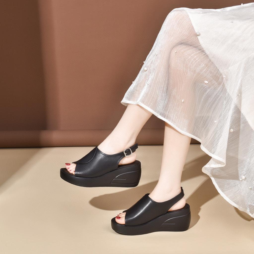 Keilsandalen Damen 2024 Sommer neue Fischmaul hinten leer Plateau-Sandalen Europäischer und amerikanischer Stil Muffin und Rindsleder Damen-Sandalen